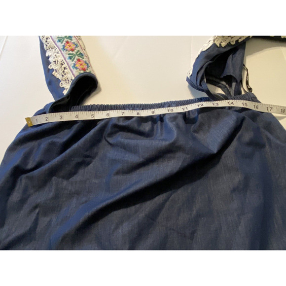 VaVa by Joy Han Blue Chambray Off Shoulder Embroidered Sleeve Blouse Medium - Picture 9 of 10